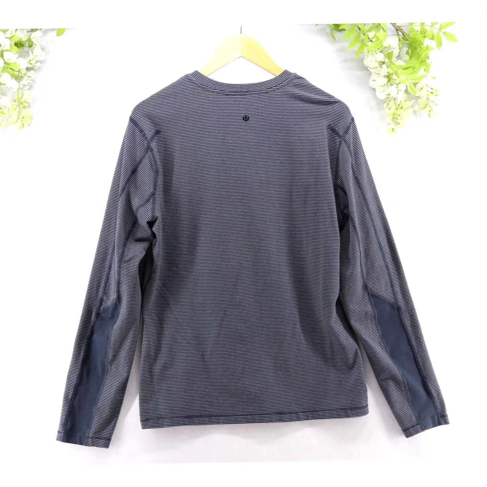 Lululemon Lululemon Speed Long Sleeve Shirt Mens Stripe Black/Silver Smooth M Size US M / EU 48-50 / 2 - 2 Thumbnail