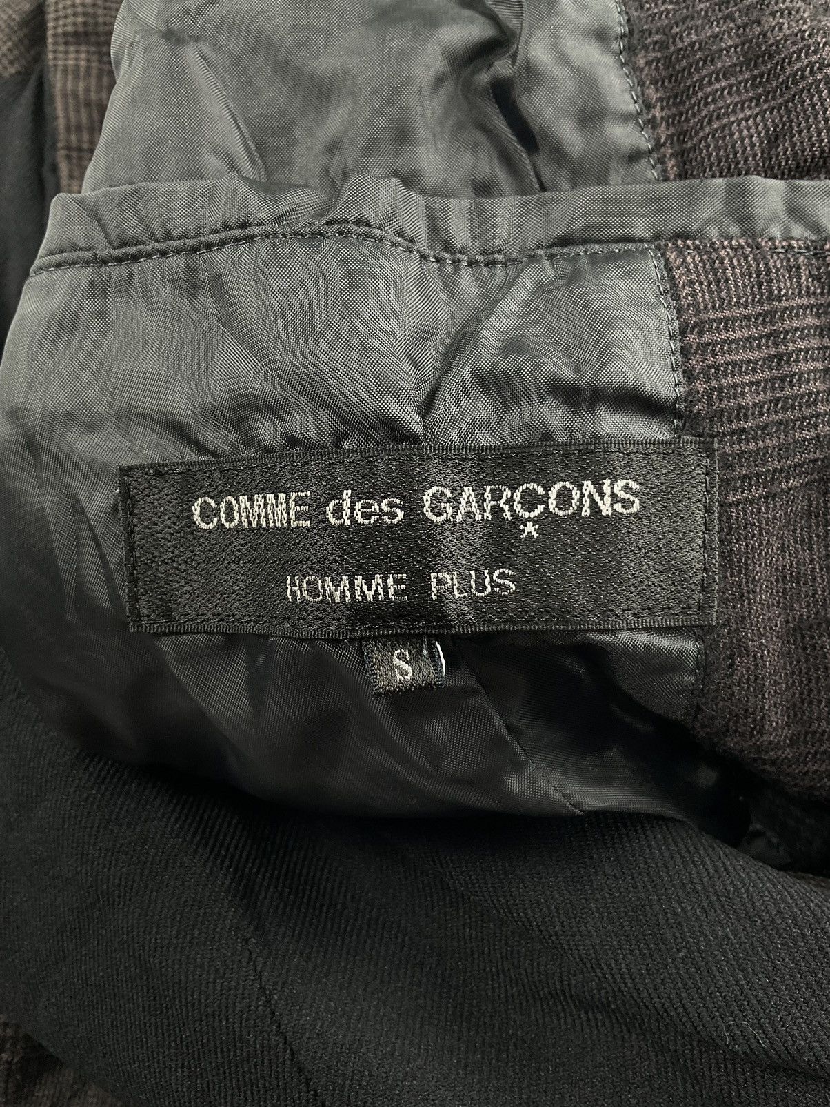 Comme des Garcons Homme Plus Comme des Garcons Homme Plus F/W09 Switching Tailored Jacket Size US S / EU 44-46 / 1 - 11 Thumbnail