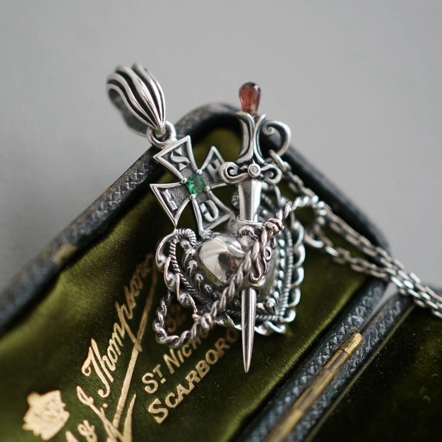 Sterling Silver Chrome Cross Sterling Silver Necklace Vintage chain Size ONE SIZE - 4 Thumbnail