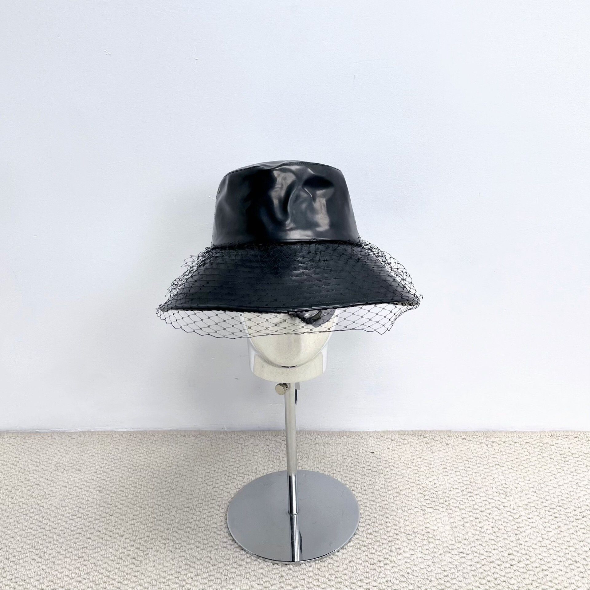 Dior Dior Black Mesh Patent Leather Monogram Bucket Hat Size US S / EU 44-46 / 1 - 1 Thumbnail