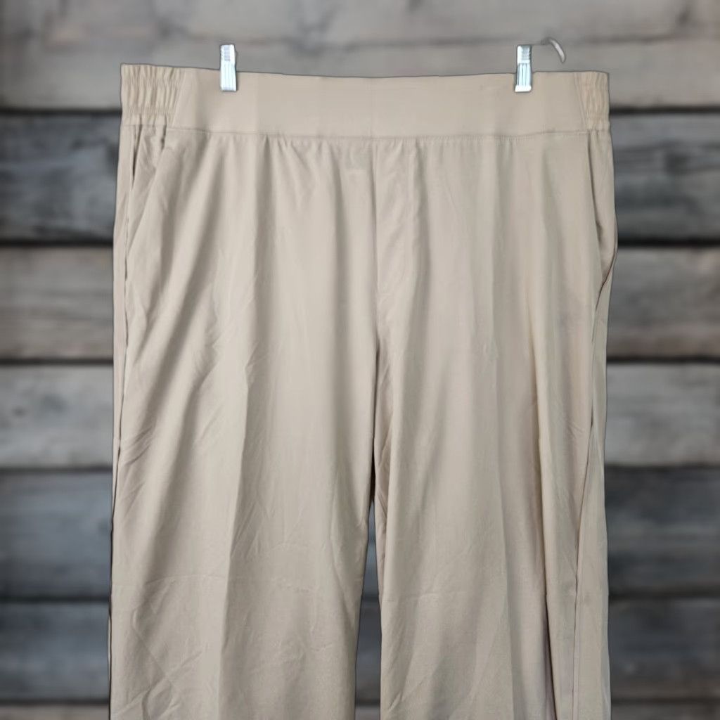 Old Navy Old Navy Womens Wide Leg StretchTech Pants Sz 2XL Beige High Rise Pull On Size 40" / US 18 - 1 Thumbnail