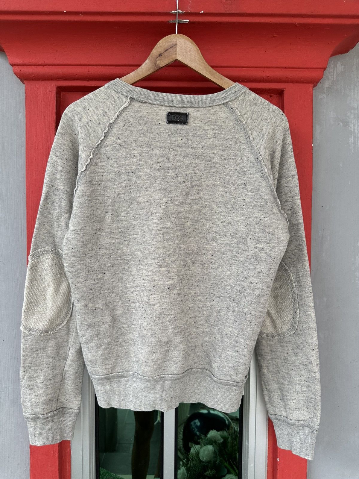 Dolce & Gabbana Dolce & Gabbana Blank Elbowpatch Crewneck Size US S / EU 44-46 / 1 - 2 Thumbnail