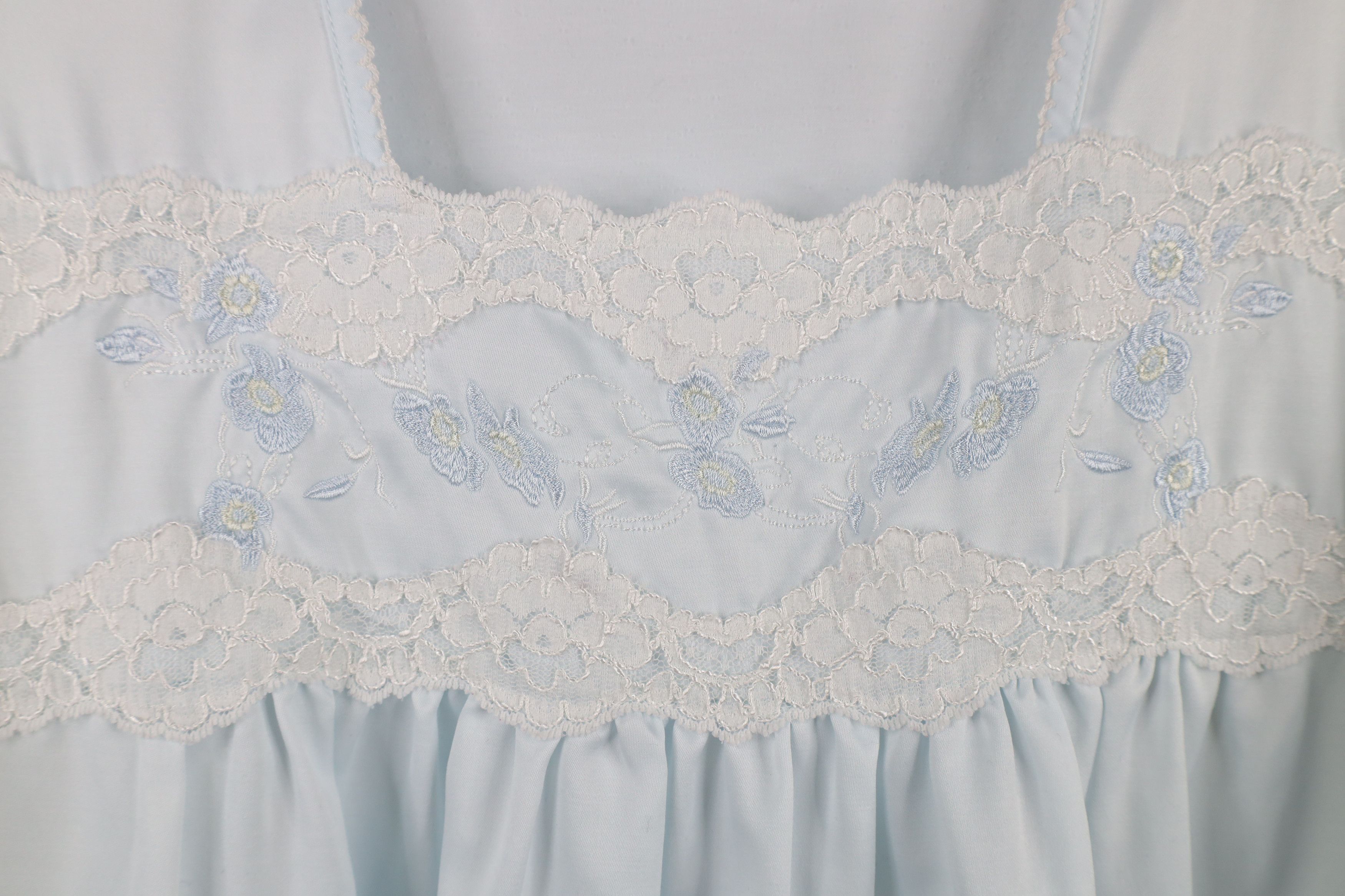 Vintage Vintage 90s Miss Elaine Lace Long Sleeve Night Gown Shirt Size M / US 6-8 / IT 42-44 - 5 Thumbnail