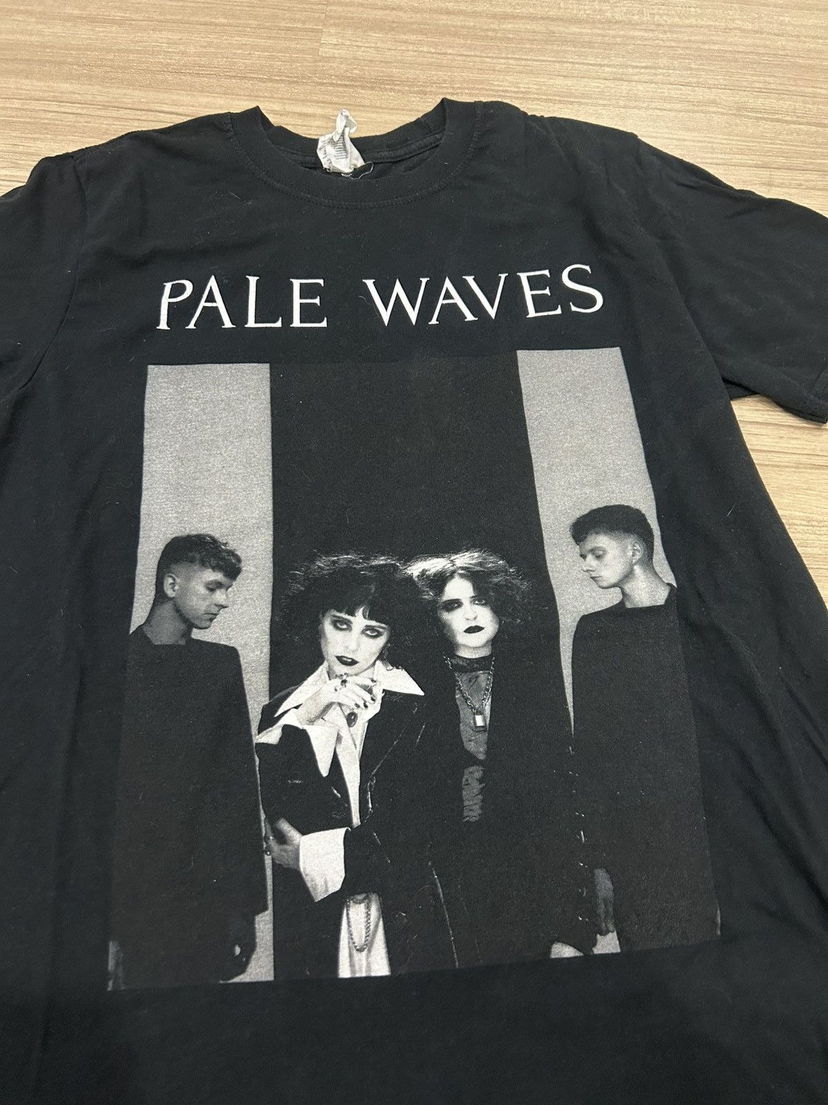The 1975 Pale Waves Size US M / EU 48-50 / 2 - 4 Thumbnail