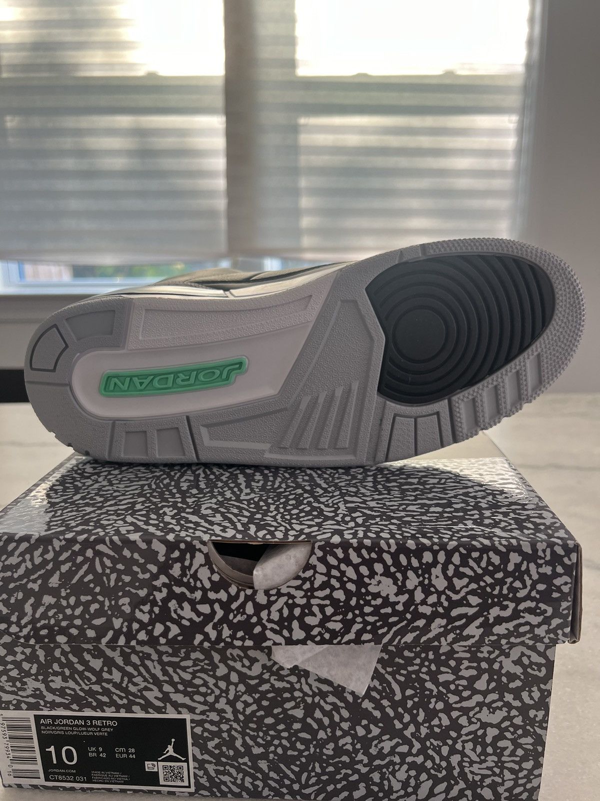 Jordan Brand Air Jordan Retro 3 Size US 10 / EU 43 - 6 Thumbnail