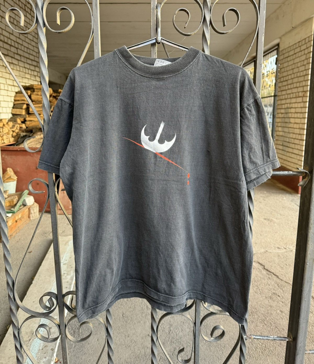 Vintage Vintage Pit and the Pendulum Edgar Allan Poes Shirt Size US L / EU 52-54 / 3 - 1 Thumbnail