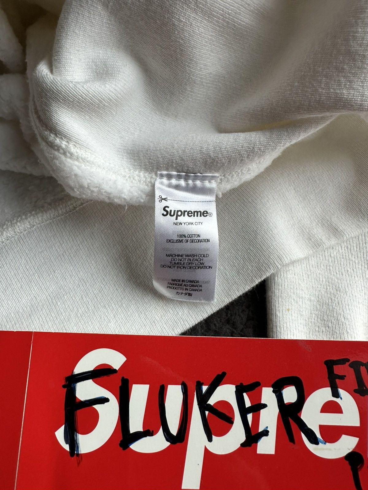Supreme Supreme WHITE BOGO XL 2021 hoodie Used 7/10 size XL Size US XL / EU 56 / 4 - 7 Thumbnail