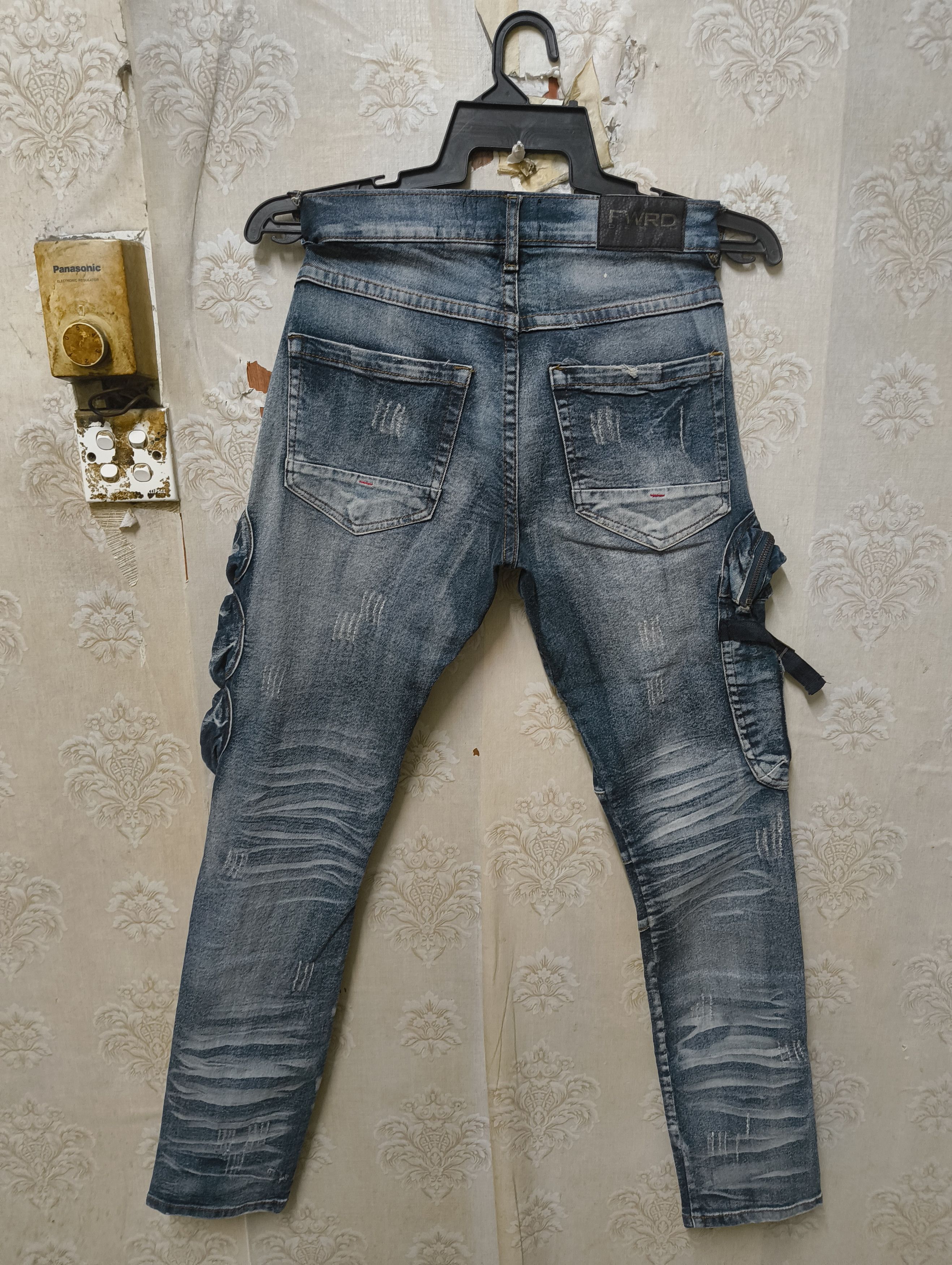 Japanese Brand FWRD Tactical Cargo Jeans Skinny fit Size US 32 / EU 48 - 2 Thumbnail