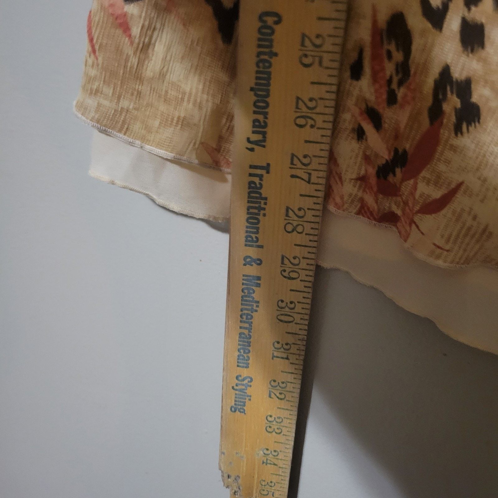 & Other Stories VTG Y2K Talbots Midi Skirt 100% Silk Leaf/Animal Print Sz 8p Size 30" / US 8 / IT 44 - 4 Thumbnail