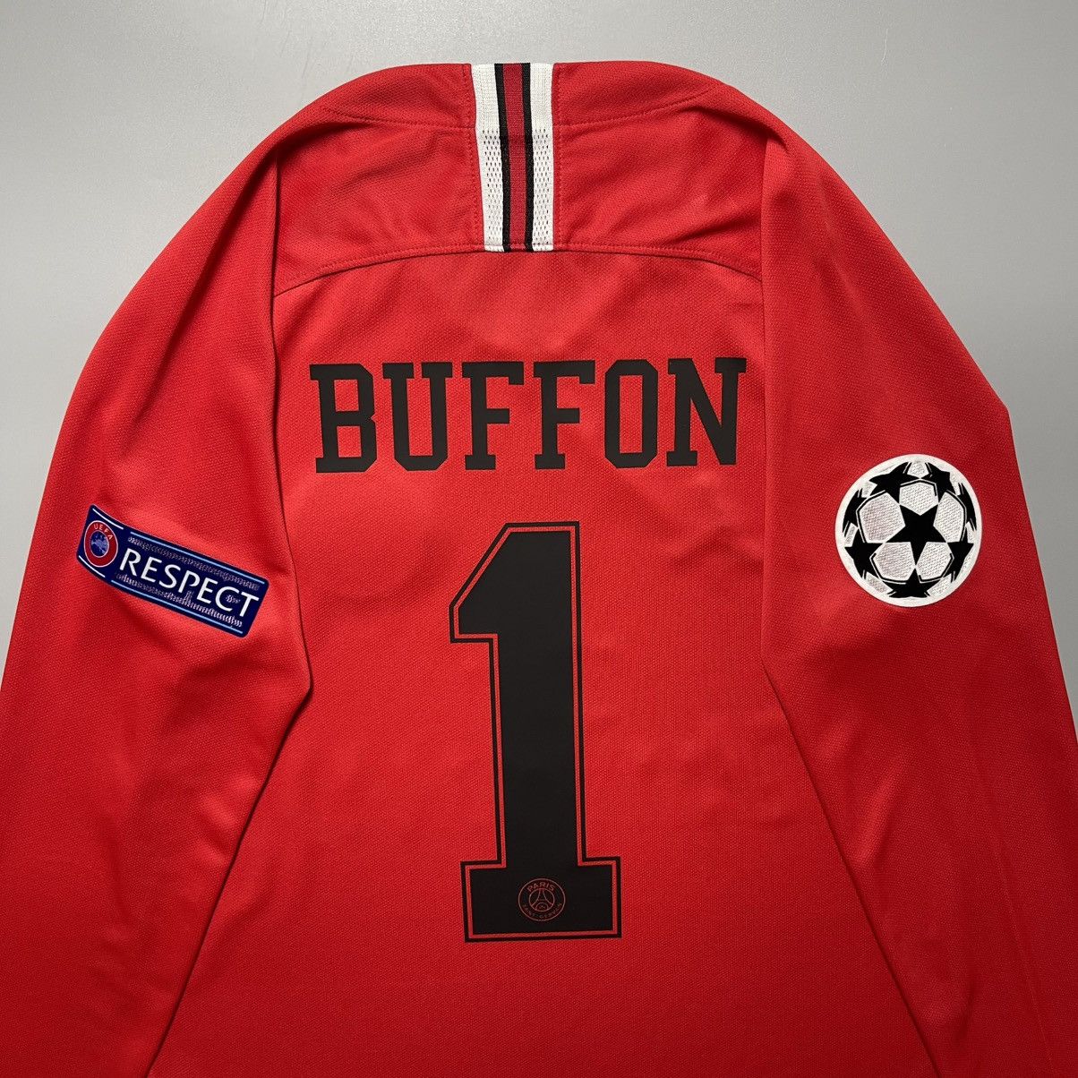 Nike PSG NIKE 2018/2019 FOOTBALL GOALKEEPER HOME JERSEY #1 BUFFON Size US S / EU 44-46 / 1 - 9 Thumbnail