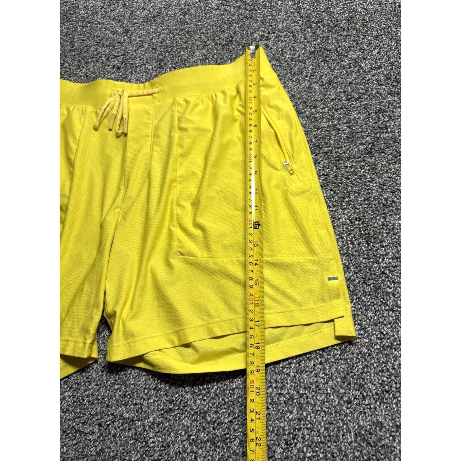 Lululemon Lululemon License to Train Shorts Mens XL Yellow LM7BBIS Running Gym Workout Size US 36 / EU 52 - 7 Thumbnail