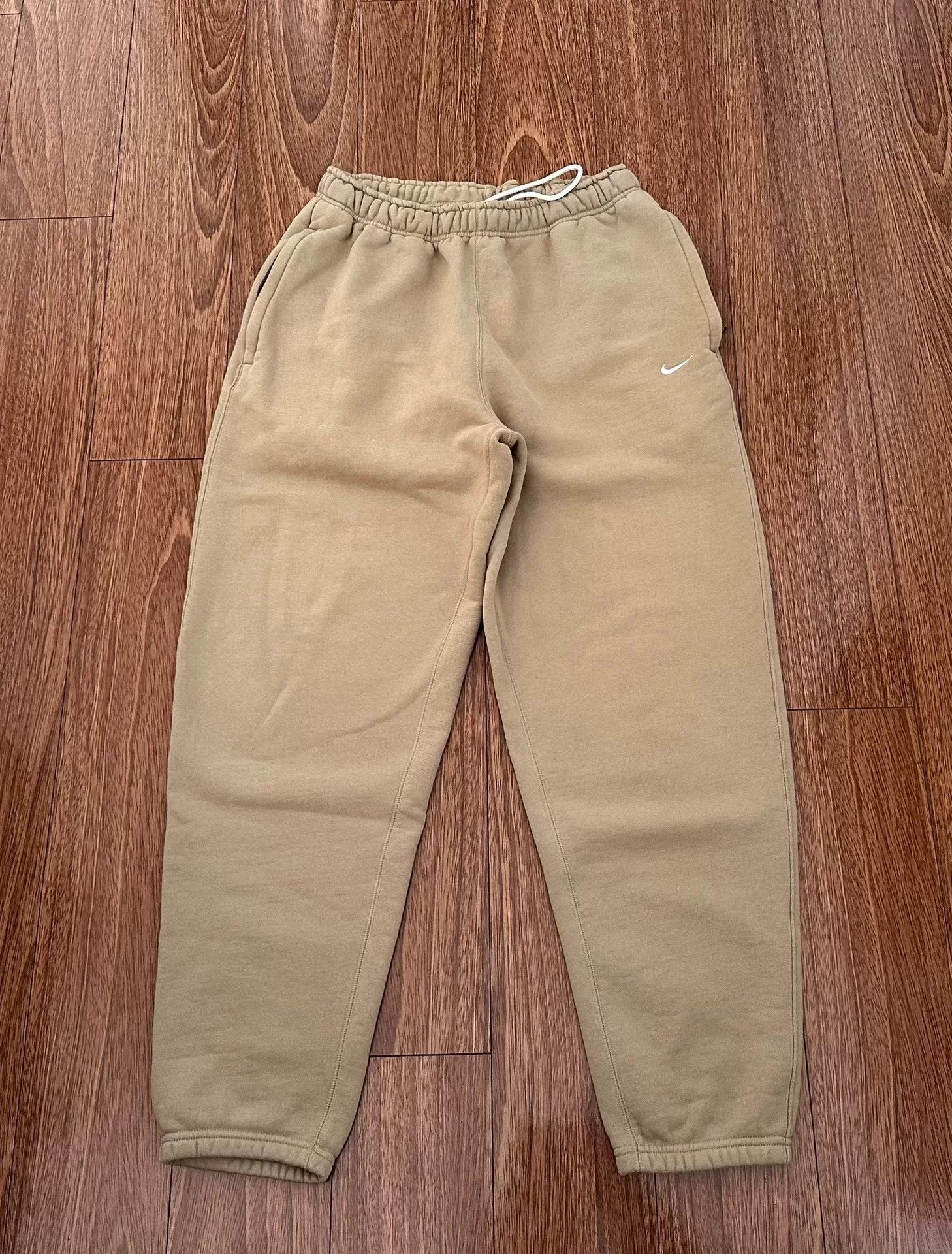 Nike Nike Logo Cuffed Pants in Khaki Size US 28 / EU 44 - 1 Thumbnail