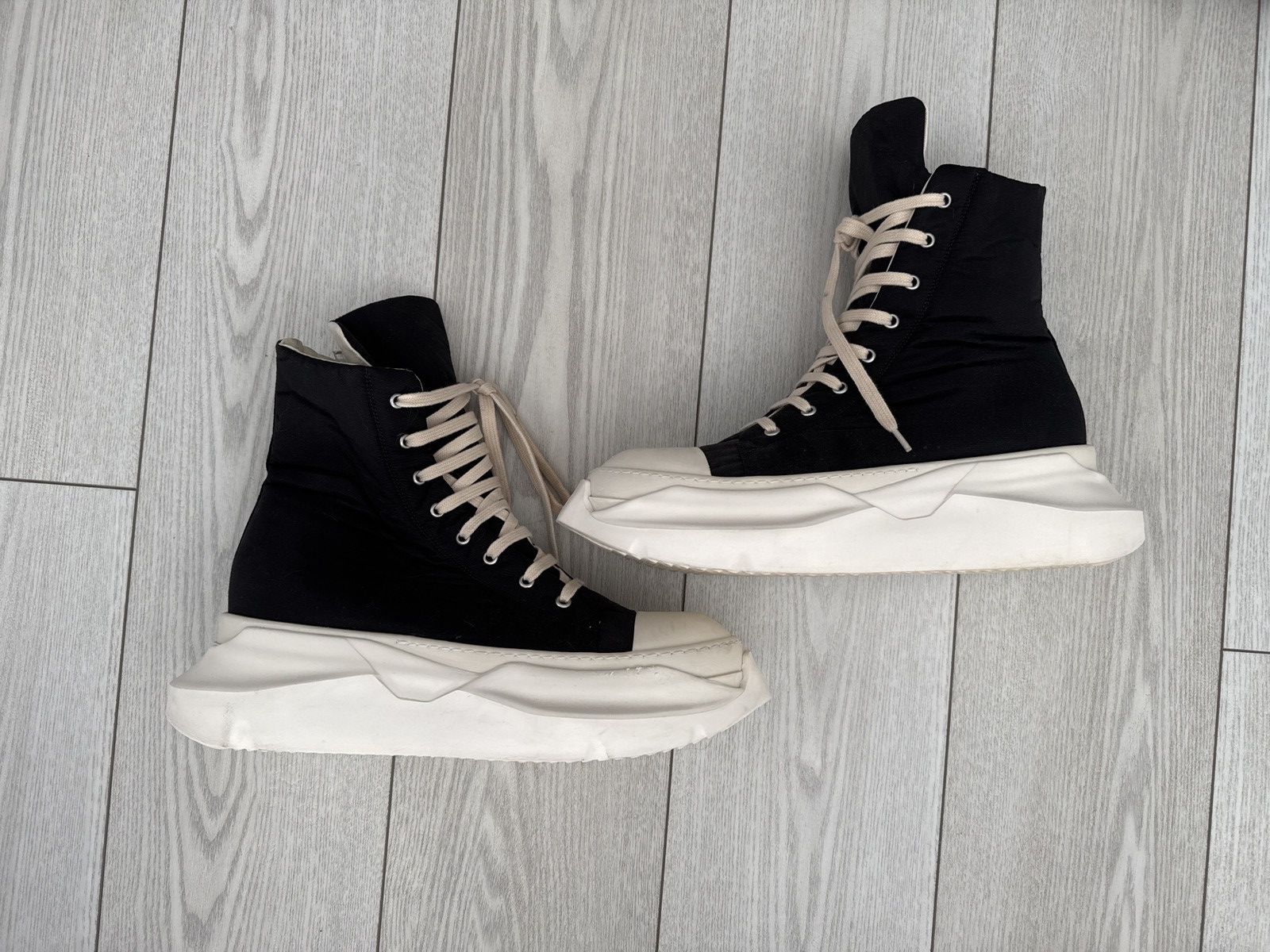 Rick Owens Drkshdw Rick Owens Abstract High Top Size US 12 / EU 45 - 2 Thumbnail