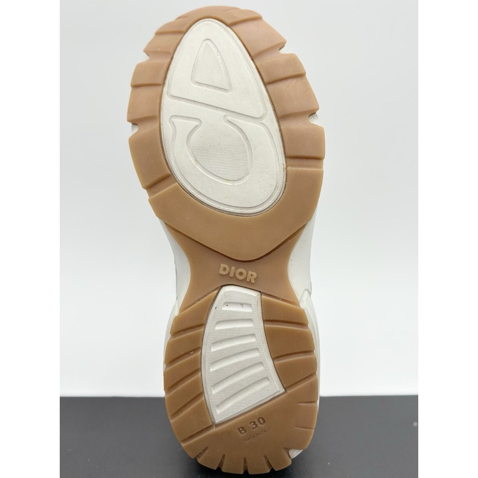 Dior Dior B30 Reflective Sneaker ' Tan White ' | GREAT CONDITION! Size US 8 / EU 41 - 13 Thumbnail