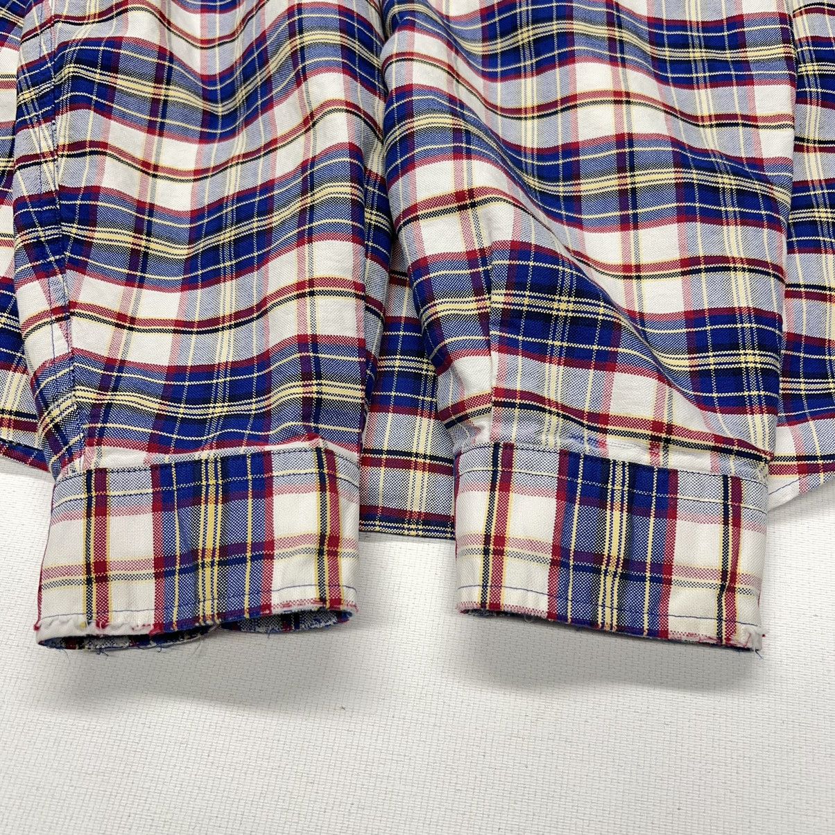 Tommy Hilfiger × Vintage VTG Tommy Hilfiger Shirt Plaid Button Down Long Sleeve Size US L / EU 52-54 / 3 - 17 Thumbnail