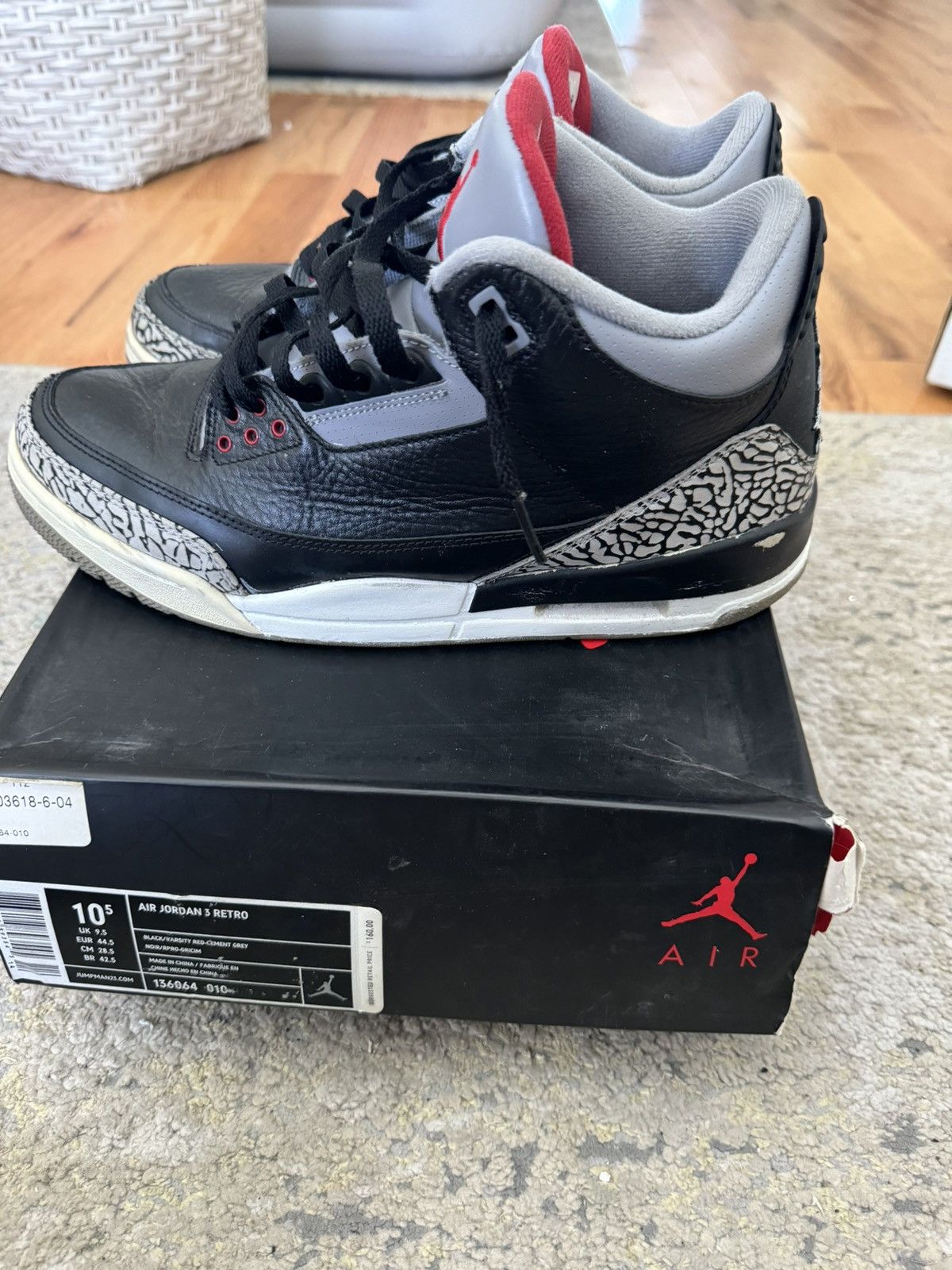 Jordan Brand Nike Air Jordan Retro “Black Cement” M10.5 Size US 10.5 / EU 43-44 - 3 Thumbnail