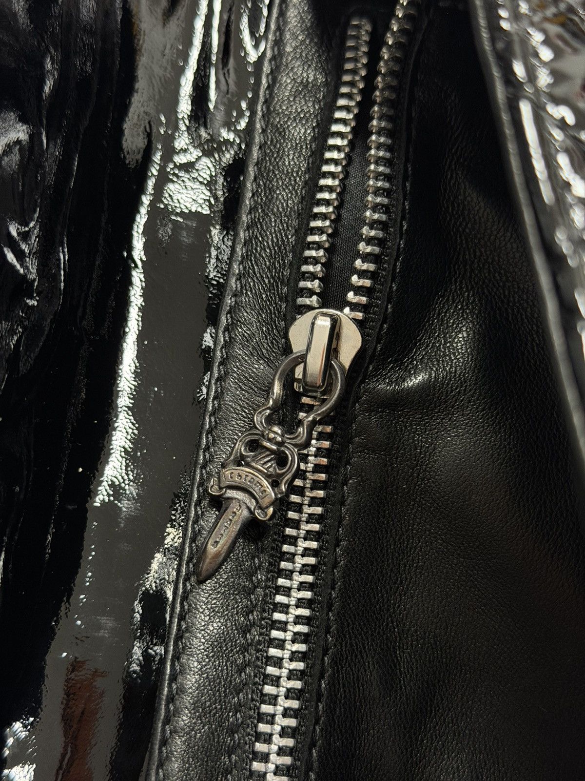 Chrome Hearts Chrome Hearts Plus Patent Leather Wallet Clutch Bag Black Size ONE SIZE - 7 Thumbnail
