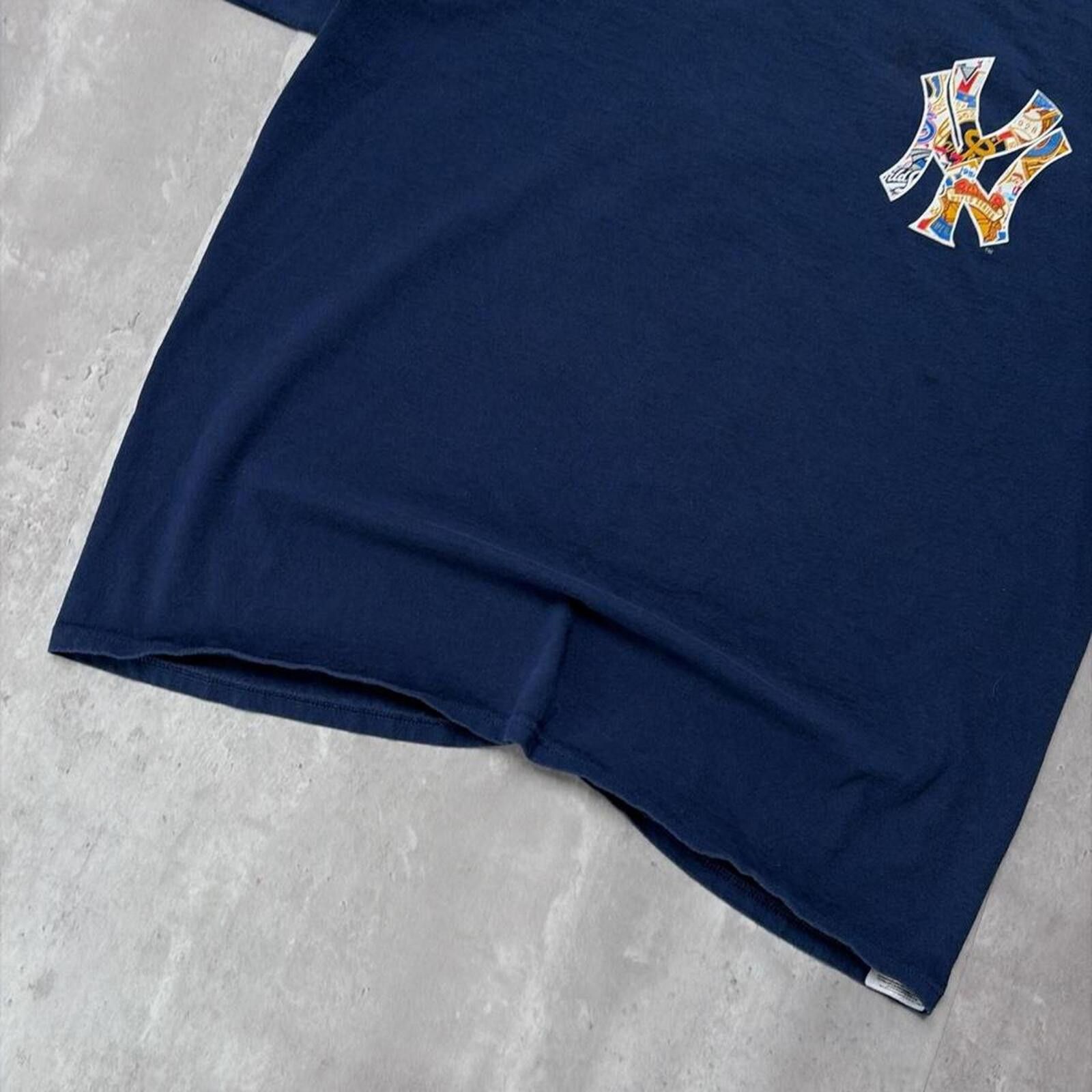 Other Y2K Majestic MLB New York Yankees Mantle 7 Baseball T-Shirt Size US XL / EU 56 / 4 - 5 Thumbnail