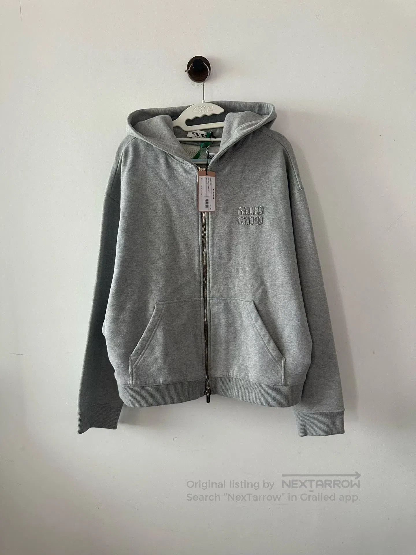 Miu Miu MiuMiu Gray Zip. Size M / US 6-8 / IT 42-44 - 1 Thumbnail