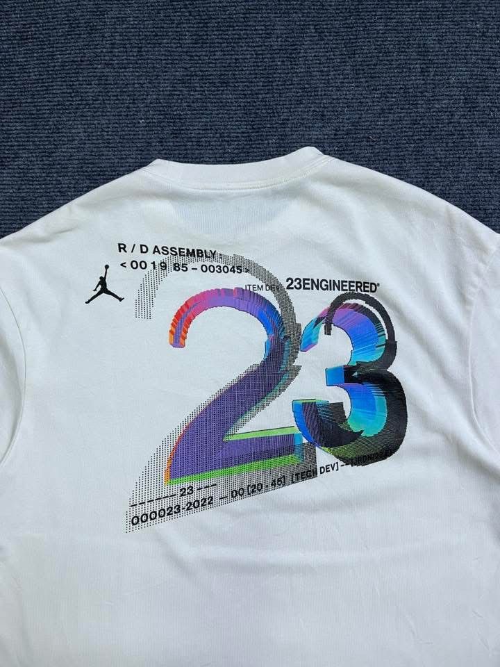 Jordan Brand Nike Jordan 23 Engineered Statement graphic on the back Size US S / EU 44-46 / 1 - 7 Thumbnail