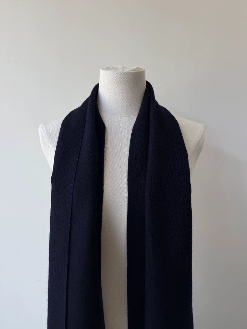 Yohji Yamamoto Yohji Yamamoto Yohji Yamamoto Cashmere Silk Fringe Scarf Size ONE SIZE - 2 Thumbnail