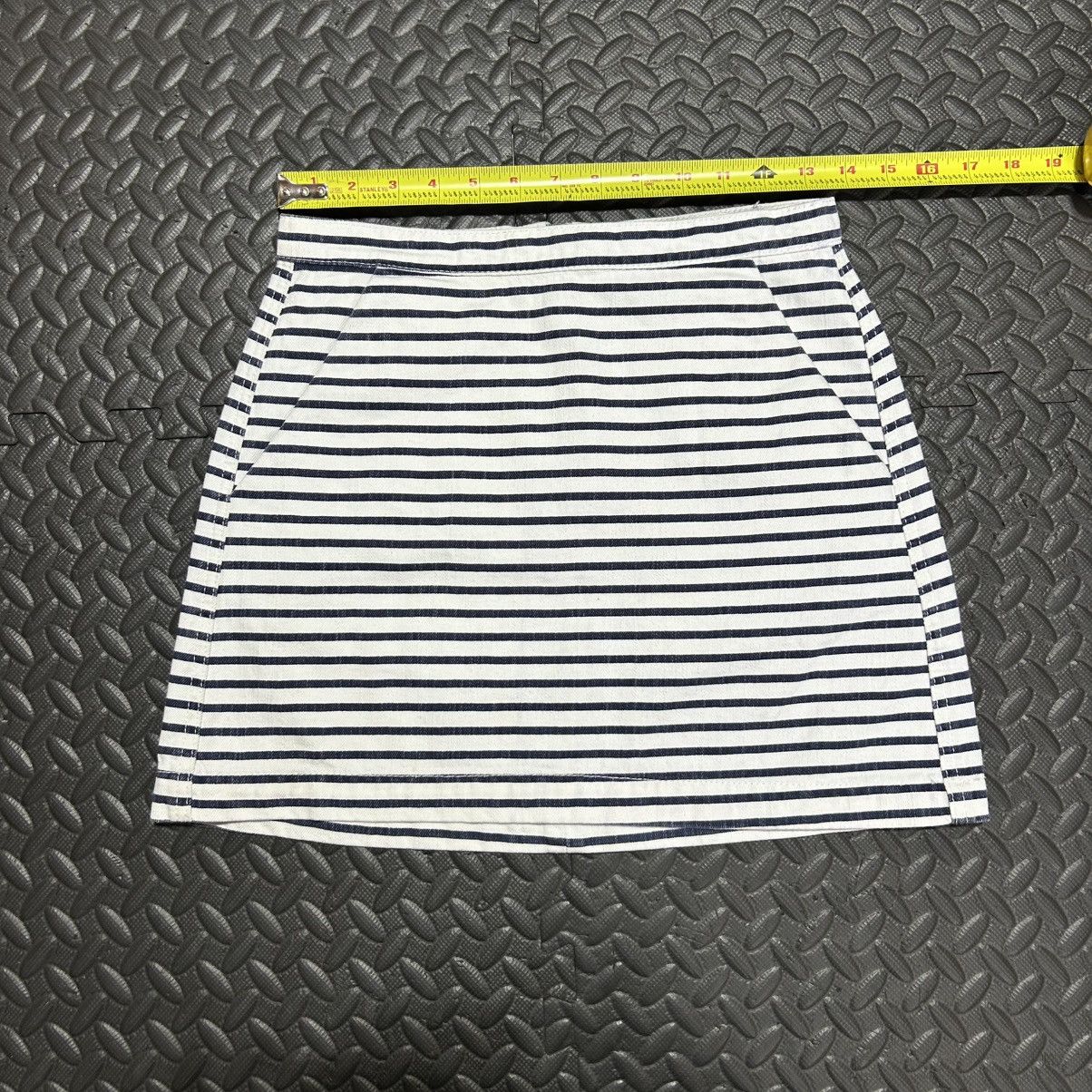 Topshop Topshop Petite Mini Skirt Striped Back Zipper Women’s 4 US Size 27" / US 4 / IT 40 - 4 Thumbnail