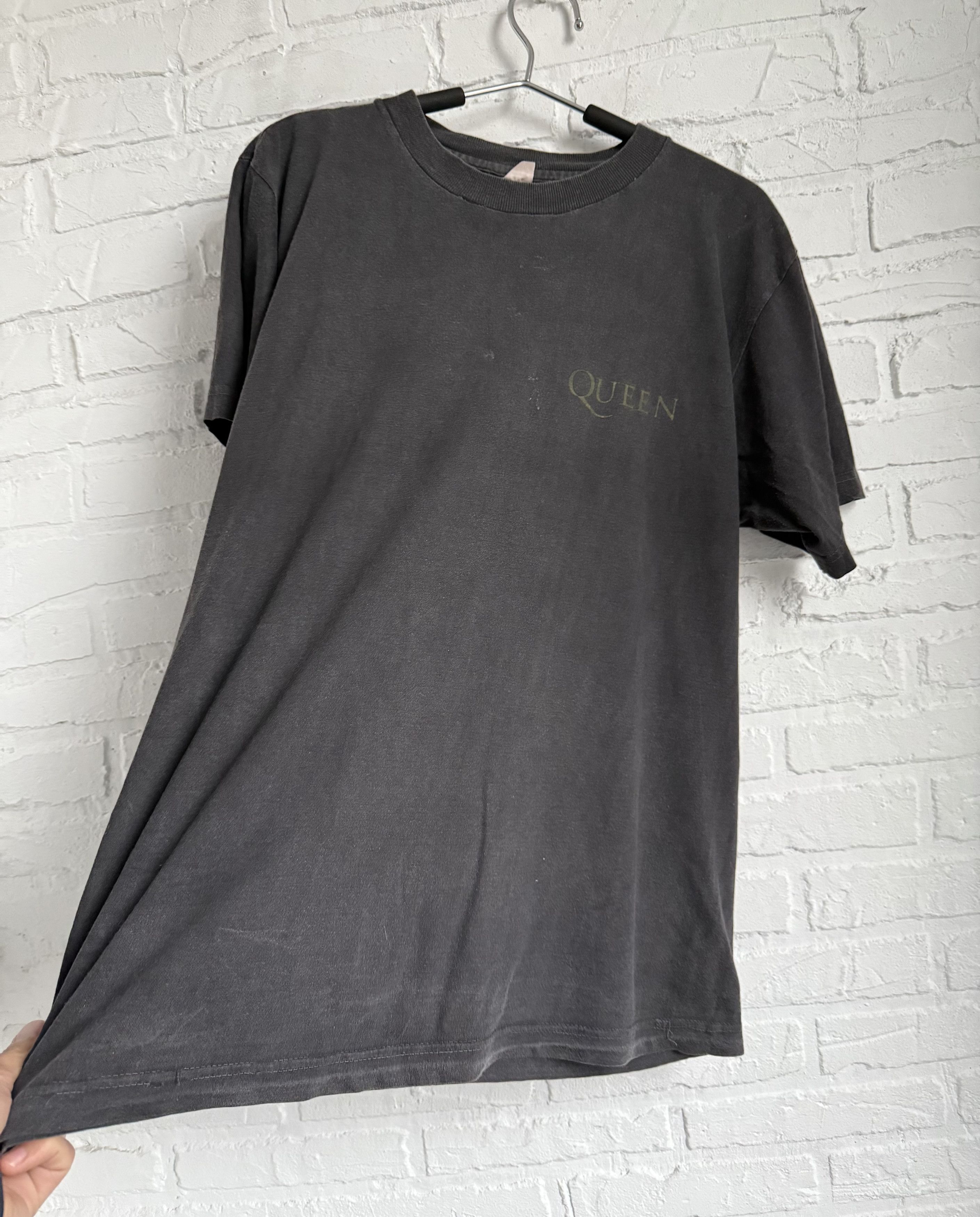 Band Tees Vintage 80s Queen band t-shirt Size US L / EU 52-54 / 3 - 6 Thumbnail
