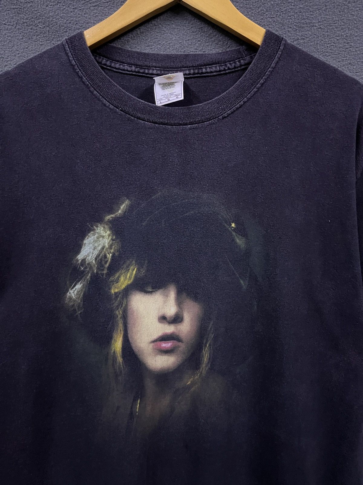 Vintage VINTAGE 2007 STEVIE NICKS SOLO SINGER TRIPLE A TAG TSHIRT Size US L / EU 52-54 / 3 - 3 Thumbnail