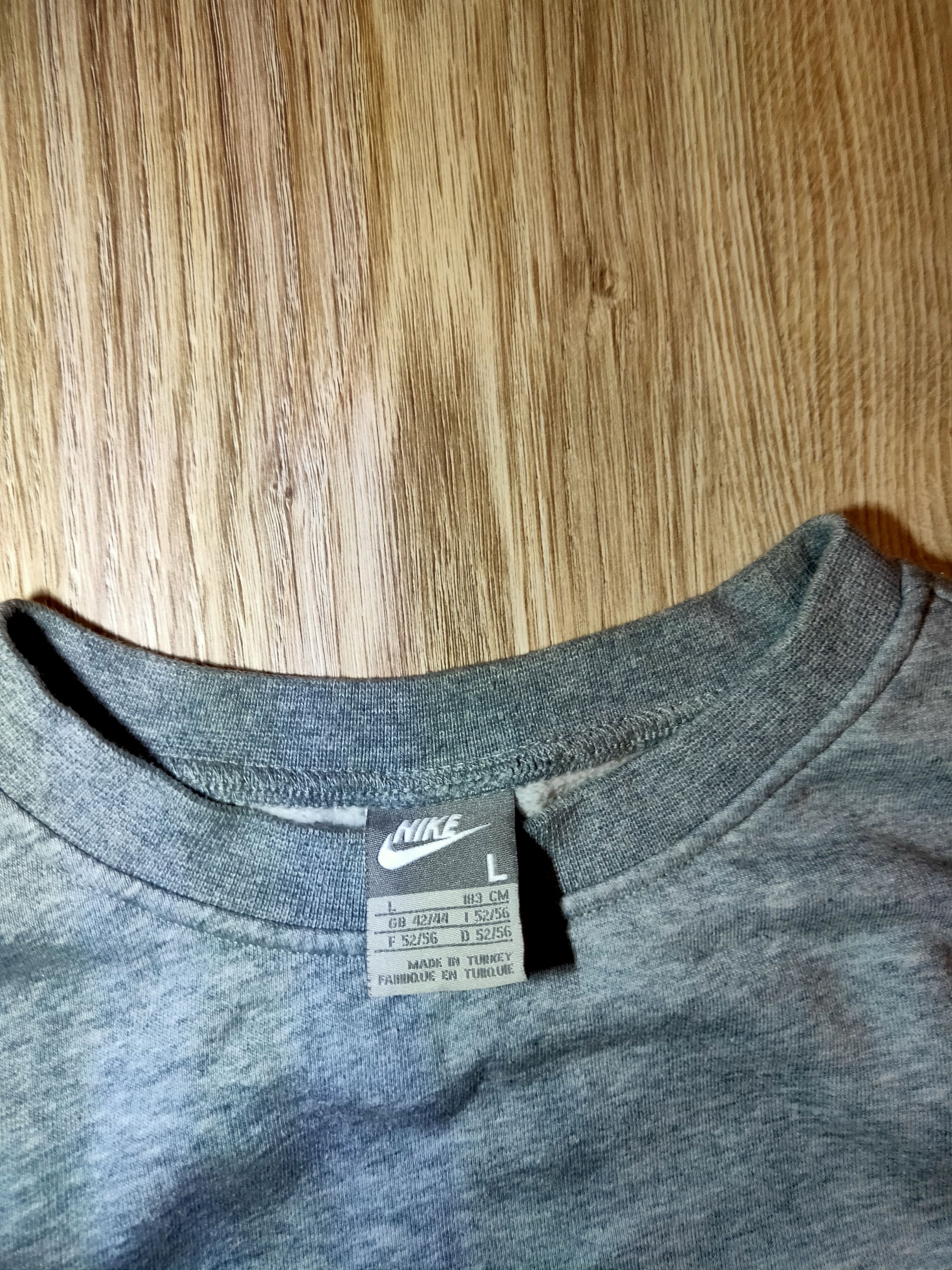 Nike × Vintage Vintage Nike Basic Grey Swoosh Sweatshirt crewneck Y2k Size US L / EU 52-54 / 3 - 4 Thumbnail