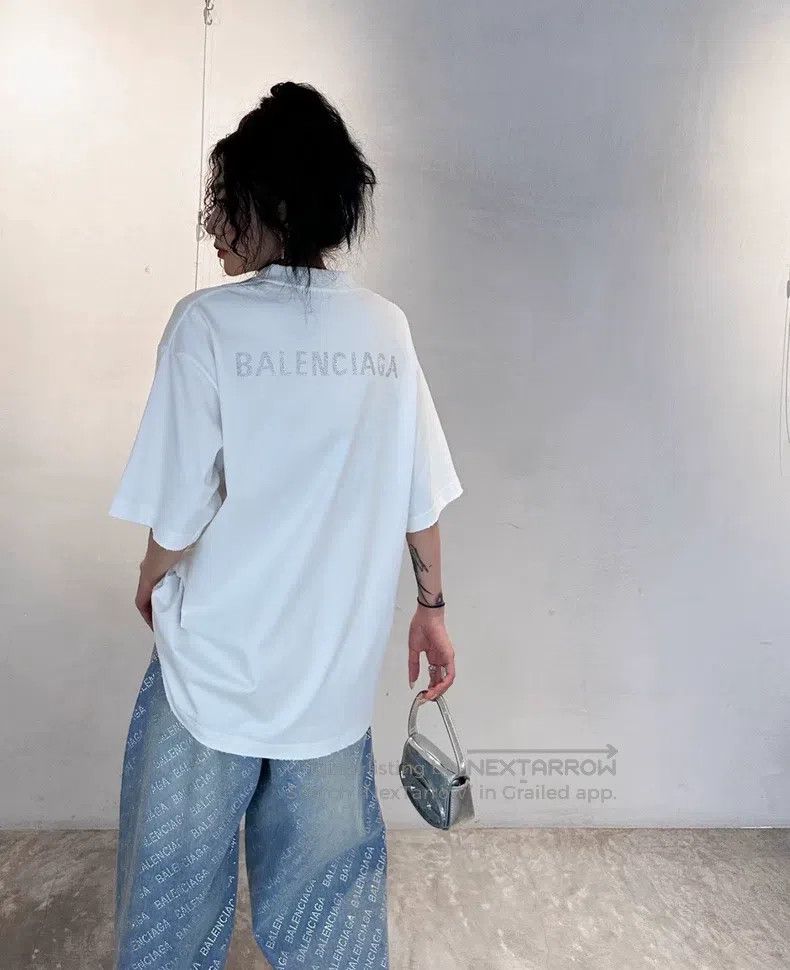 Balenciaga Balenciaga White Back Diamond Letter Logo Short Sleeve Size US XS / EU 42 / 0 - 8 Thumbnail
