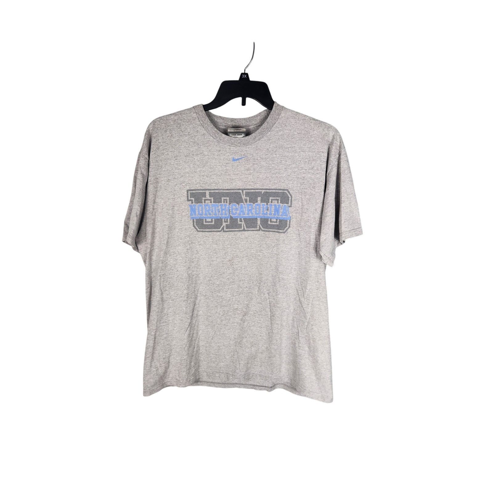 Nike Vintage Y2K North Carolina Nike Center Swoosh T, men's large Size US L / EU 52-54 / 3 - 1 Thumbnail