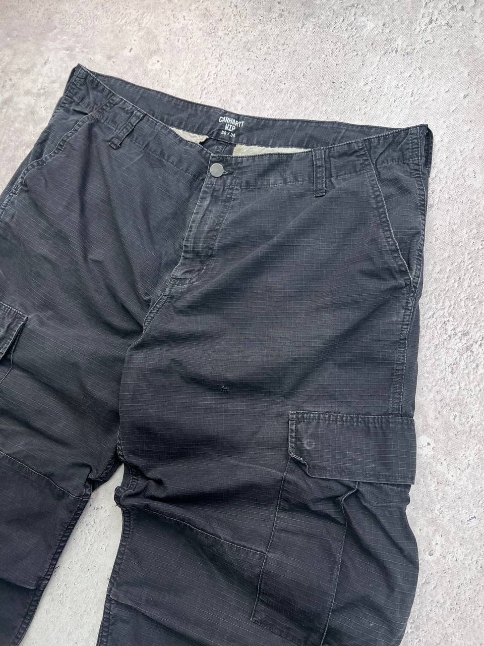 Carhartt × Carhartt Wip × Vintage Vintage Carhartt Cargo Pants Style Faded Distressed Sk8 Y2K Size US 38 / EU 54 - 6 Thumbnail