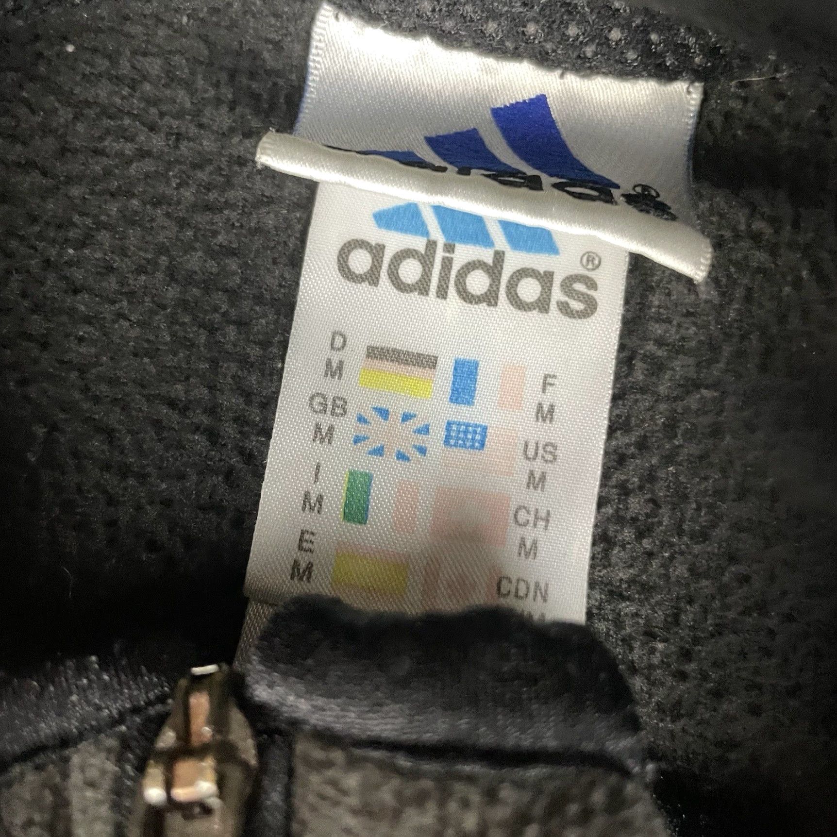 Adidas VINTAGE Adidas Sweatshirt Mens XL Black Embroidered Logo Pullover Crew Neck Cotton Polyester Fleece All Seasons Size US XL / EU 56 / 4 - 7 Thumbnail