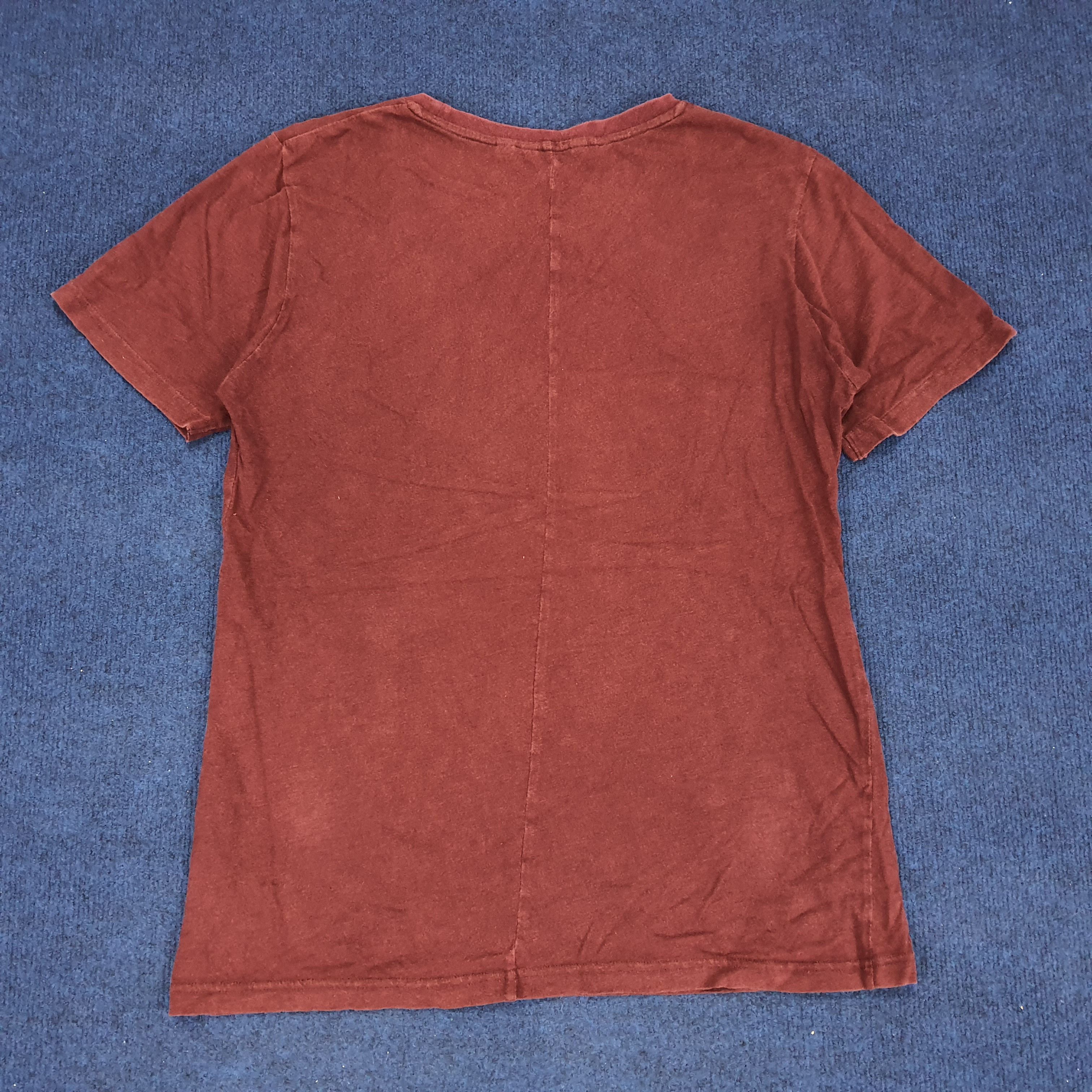 Japanese Brand × Undercover × Vintage Vintage Uniqlo Undercover Streetwear T-shirt Size US M / EU 48-50 / 2 - 3 Thumbnail