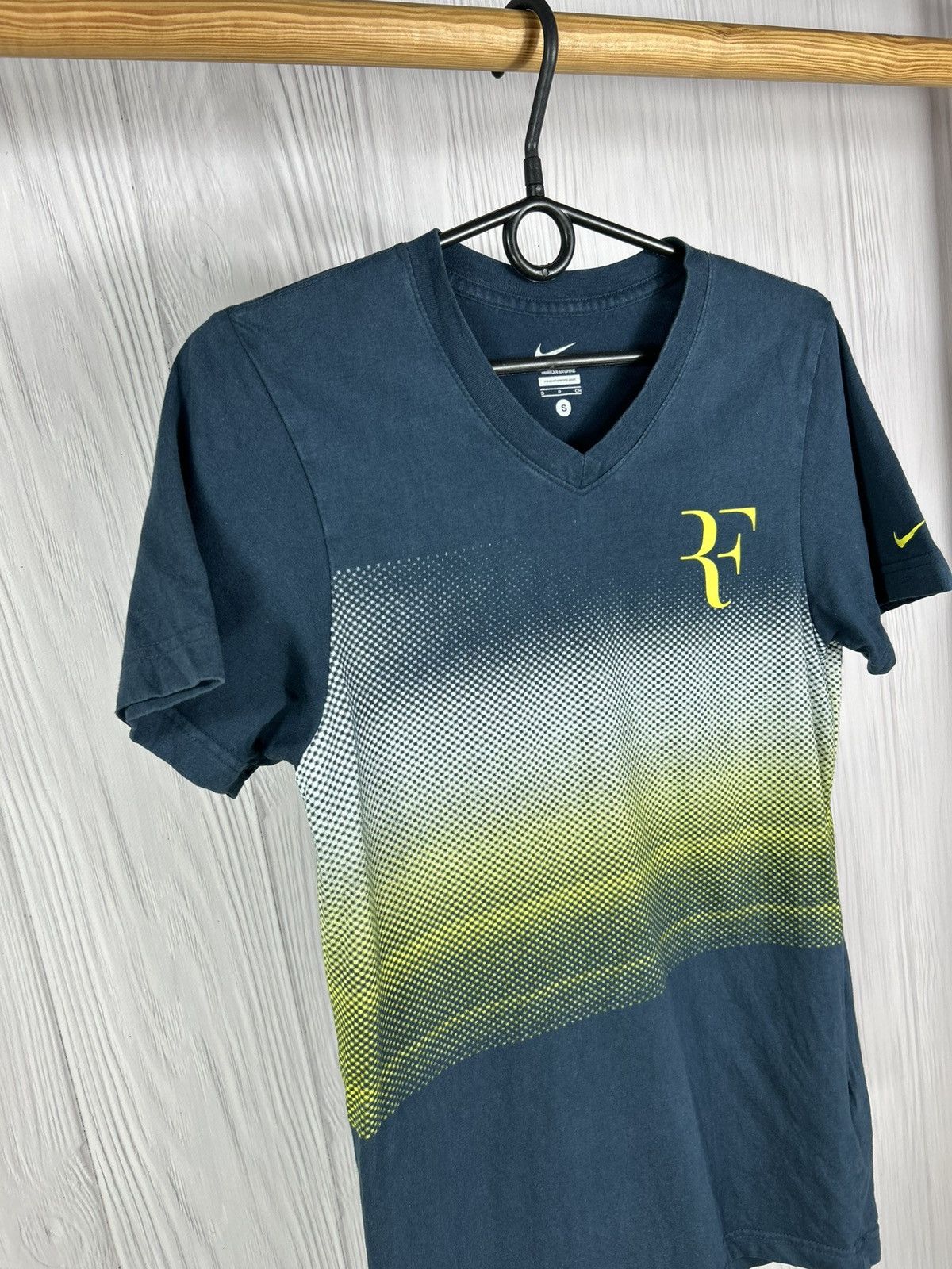 Vintage Vintage Nike Roger Federer T-Shirt Size S Size US S / EU 44-46 / 1 - 3 Thumbnail