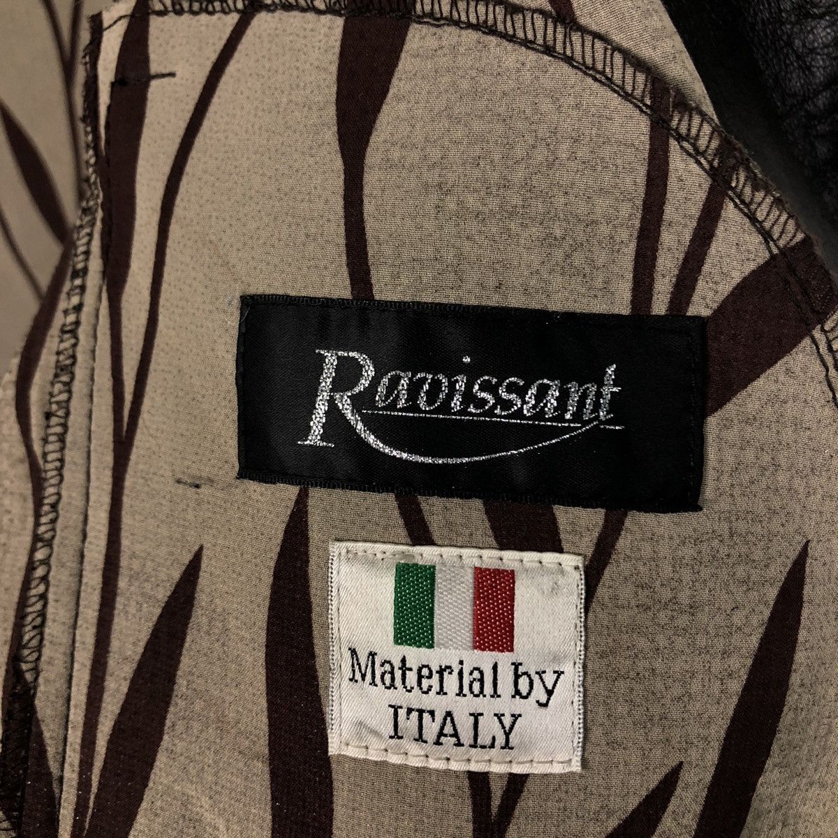 Japanese Brand × Vintage 📌Vintage Button Work Jacket Ravissant Italy Size US M / EU 48-50 / 2 - 18 Thumbnail