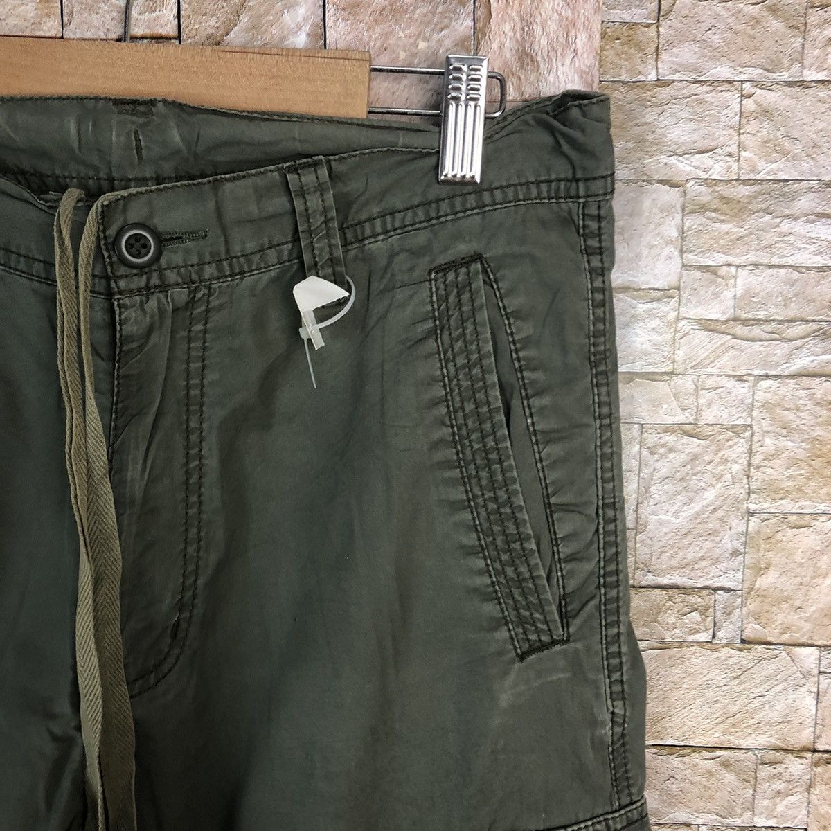 Japanese Brand Uniqlo japan vinyage utility Cargo Multipocket Pants #A343 Size US 30 / EU 46 - 9 Thumbnail