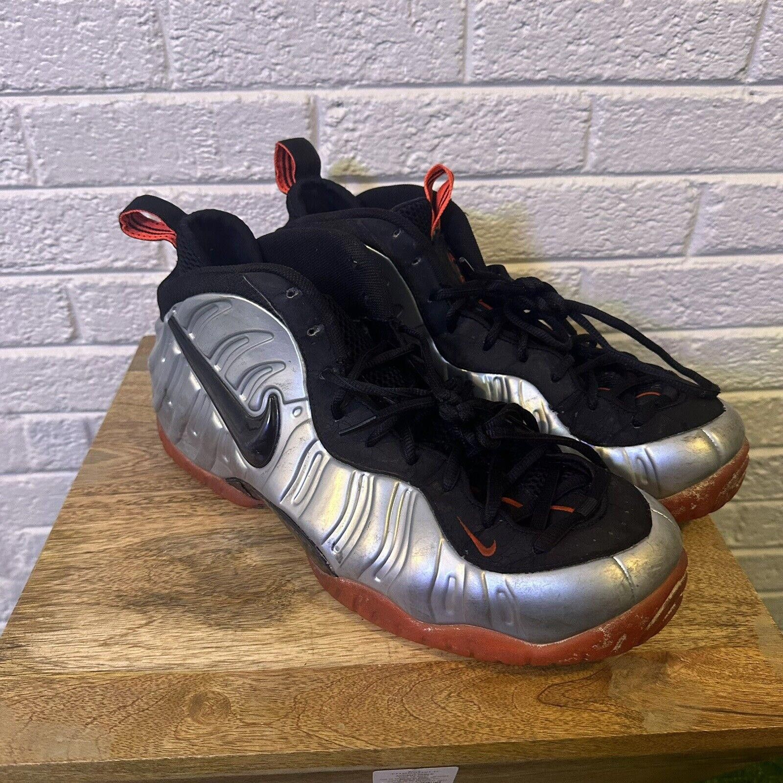 Nike *RARE* Size 15 - Nike Air Foamposite Pro Crimson 2012 Size US 15 / EU 48 - 1 Thumbnail