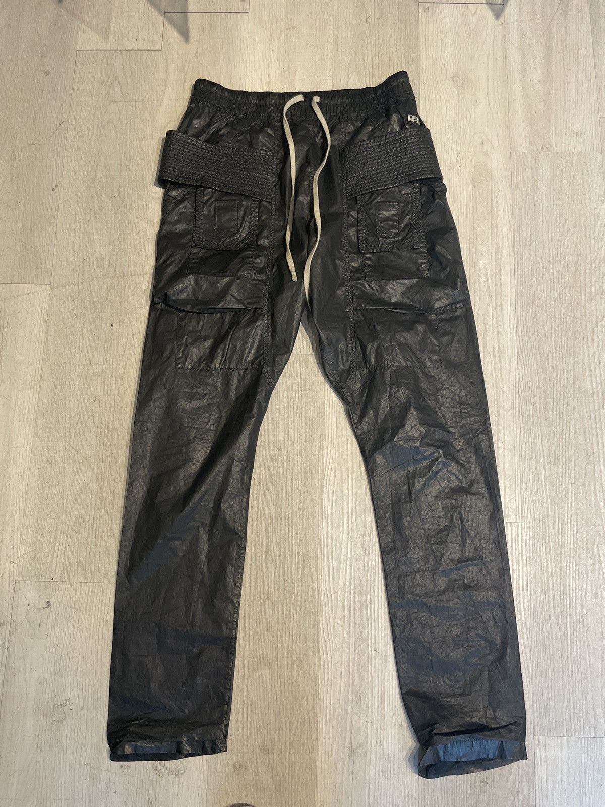 Rick Owens × Rick Owens Drkshdw Rick Owens DRKSHDW Waxed Cargo Pants XS Size US 30 / EU 46 - 1 Thumbnail
