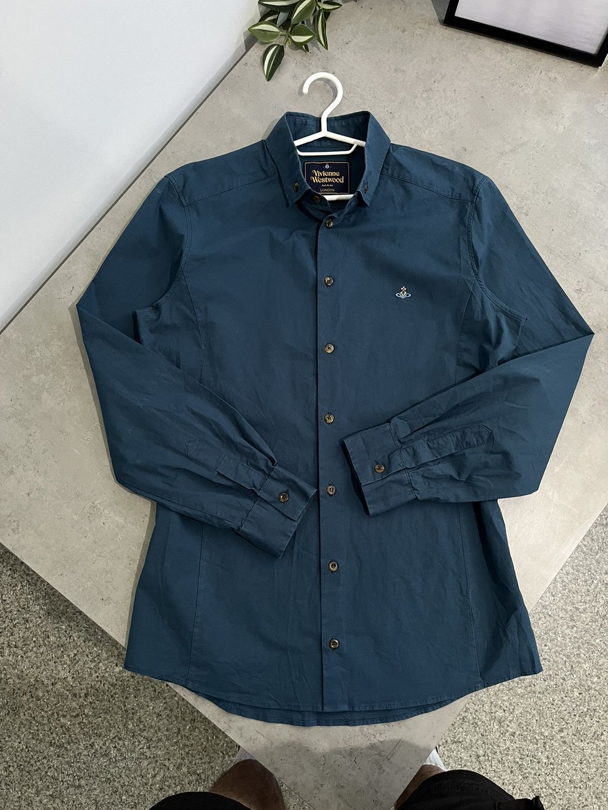 Vivienne Westwood Vivienne Westwood slim fit shirt size M II Size US M / EU 48-50 / 2 - 1 Thumbnail