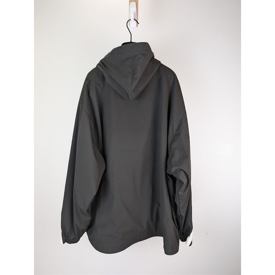 Balenciaga × Under Armour o1rshd1 Reversible Tracksuit Jacket in Black Size US S / EU 44-46 / 1 - 12 Thumbnail