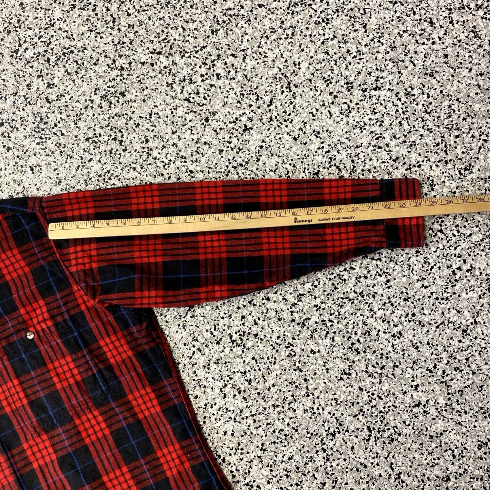 Vintage VINTAGE OshKosh B Gosh Flannel Plaid Button-Down Up Shirt XL Mens Red Size US XL / EU 56 / 4 - 3 Thumbnail