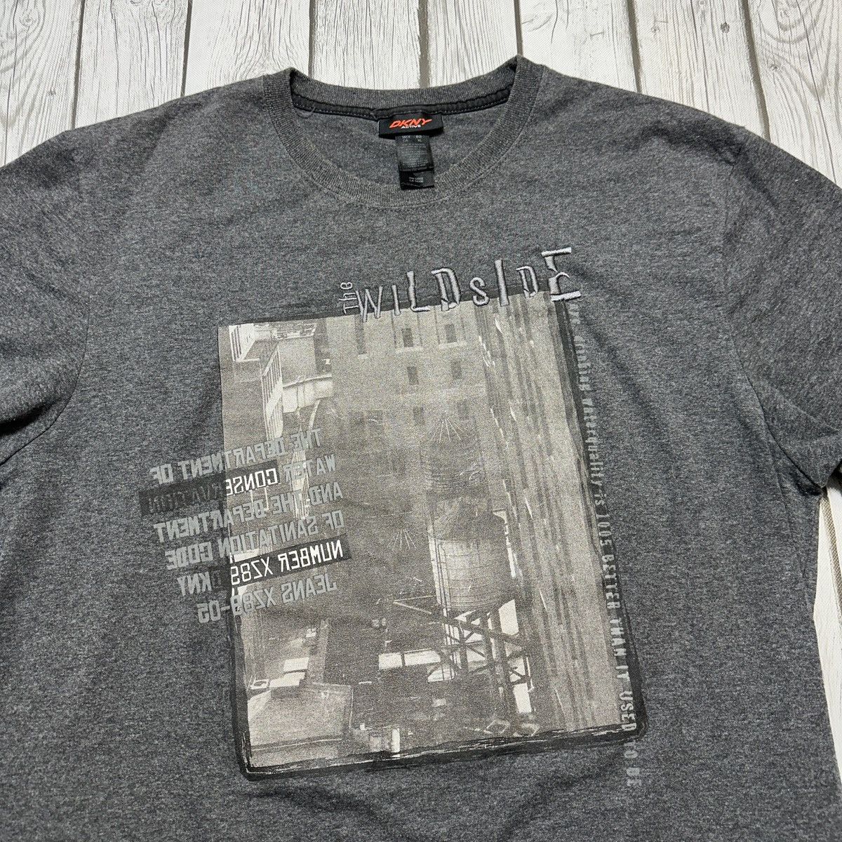 DKNY × Vintage Vintage DKNY Active tee Size US XL / EU 56 / 4 - 3 Thumbnail