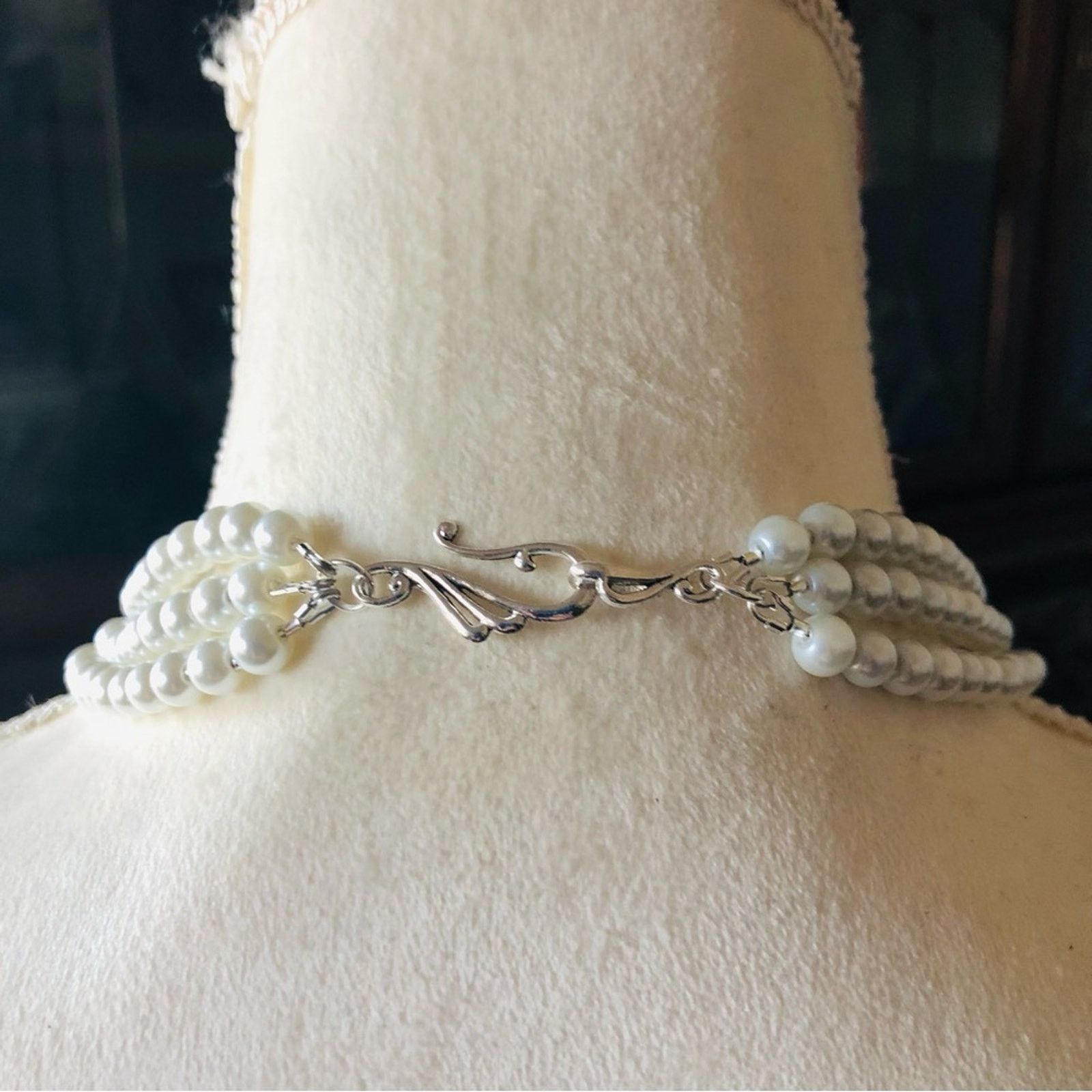 Handmade Handcrafted repurpose moon glow amulet glass Pearl neckla Size ONE SIZE - 10 Thumbnail