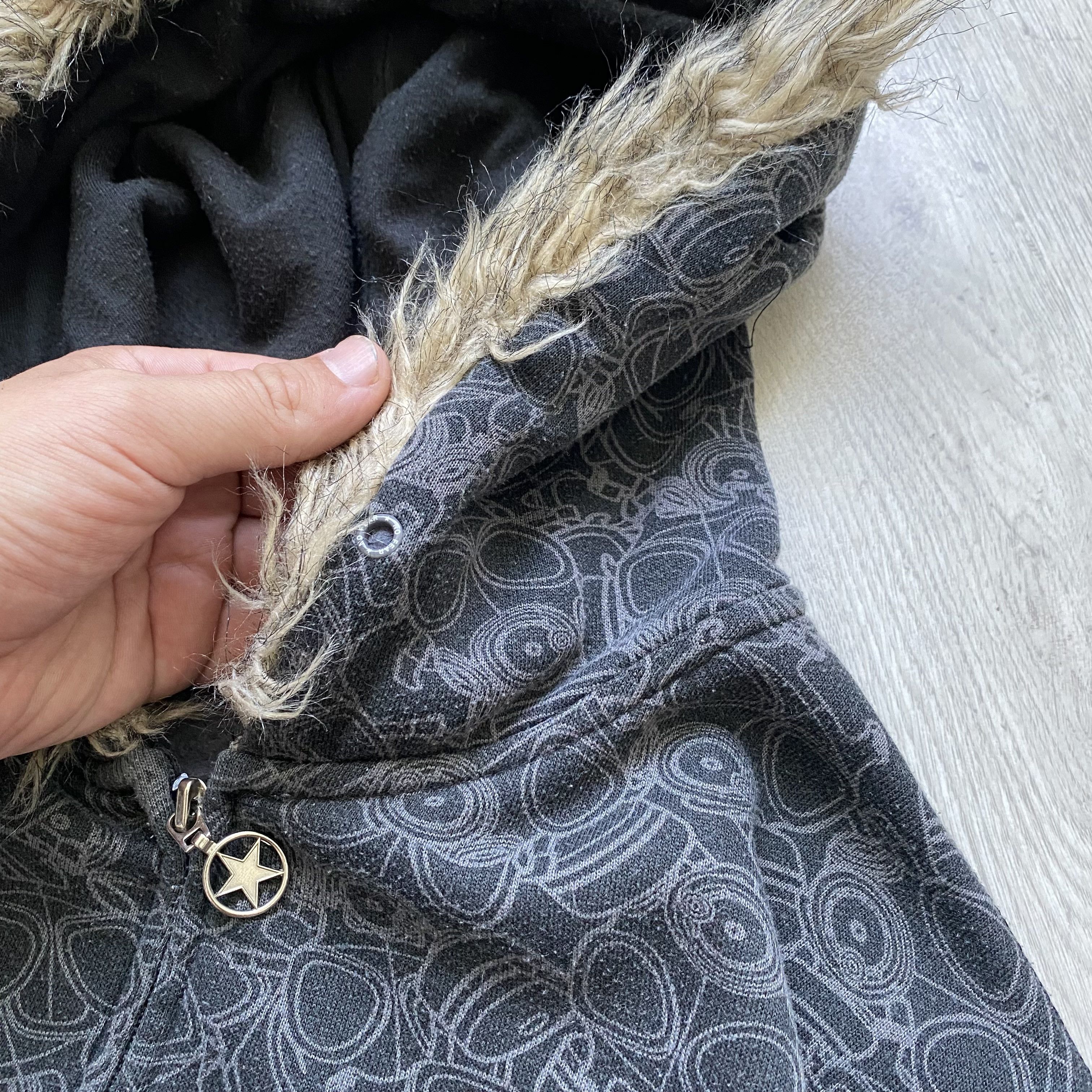If Six Was Nine Vintage 00s NO FEAR Fur Hoodie center logo Affliction style Size US M / EU 48-50 / 2 - 8 Thumbnail