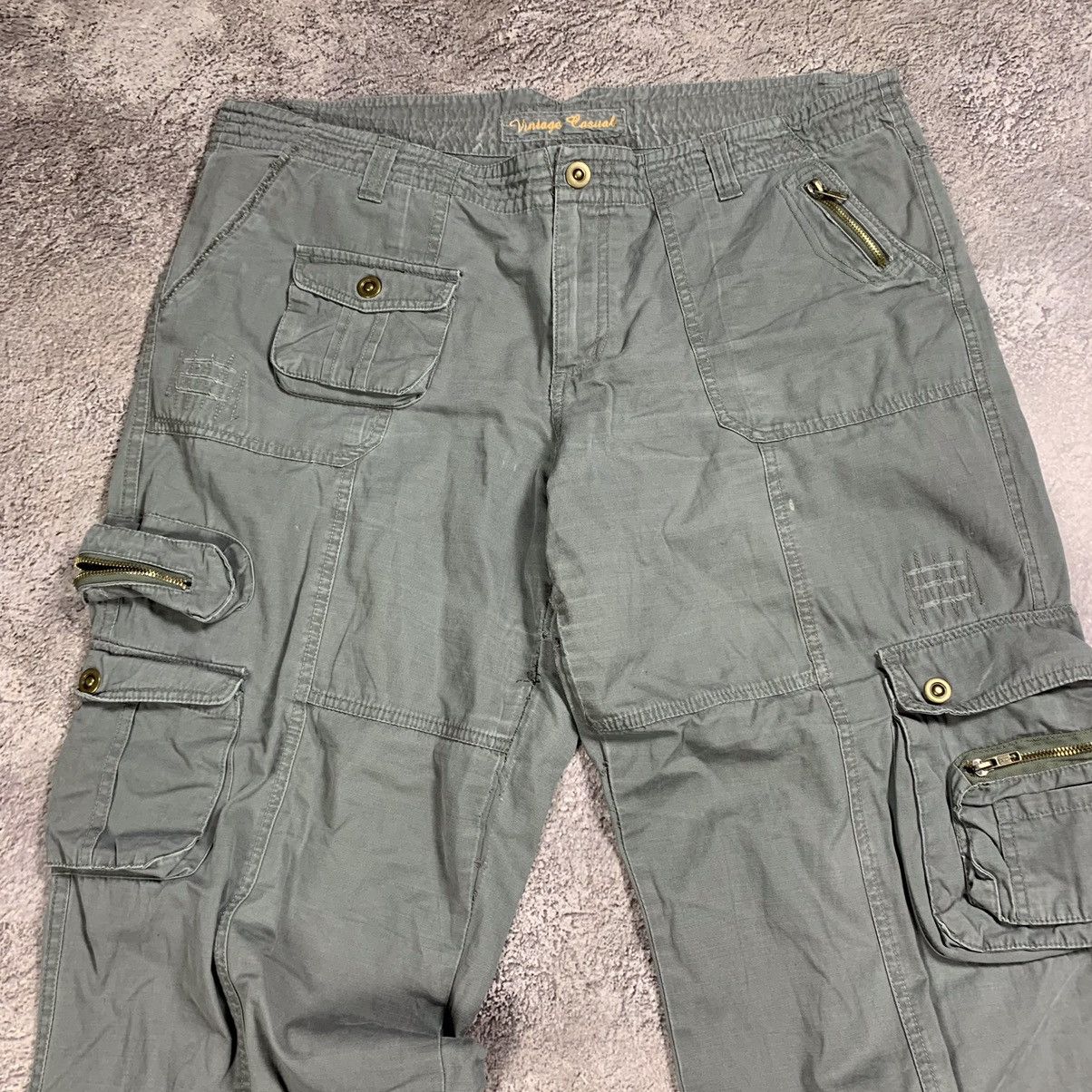 Vintage Vintage Y2K Baggy Cargo Pants Distressed Streetwear Logo 34 Size 34" / US 12 / IT 48 - 2 Thumbnail