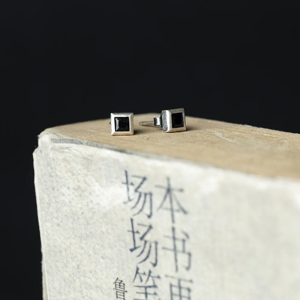 Jewelry Black Zircon Stud Earrings 925 Sterling Ear Studs Charms Size ONE SIZE - 2 Thumbnail