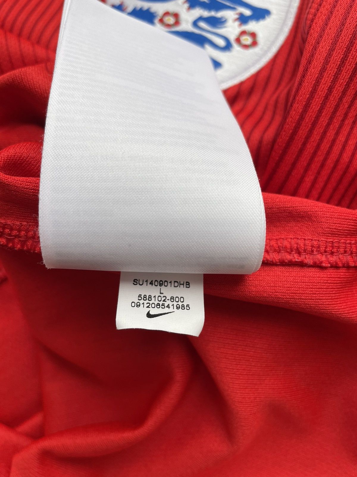 Nike × Vintage England Nike 2014 2016 vintage shirt soccer jersey Size US L / EU 52-54 / 3 - 6 Thumbnail