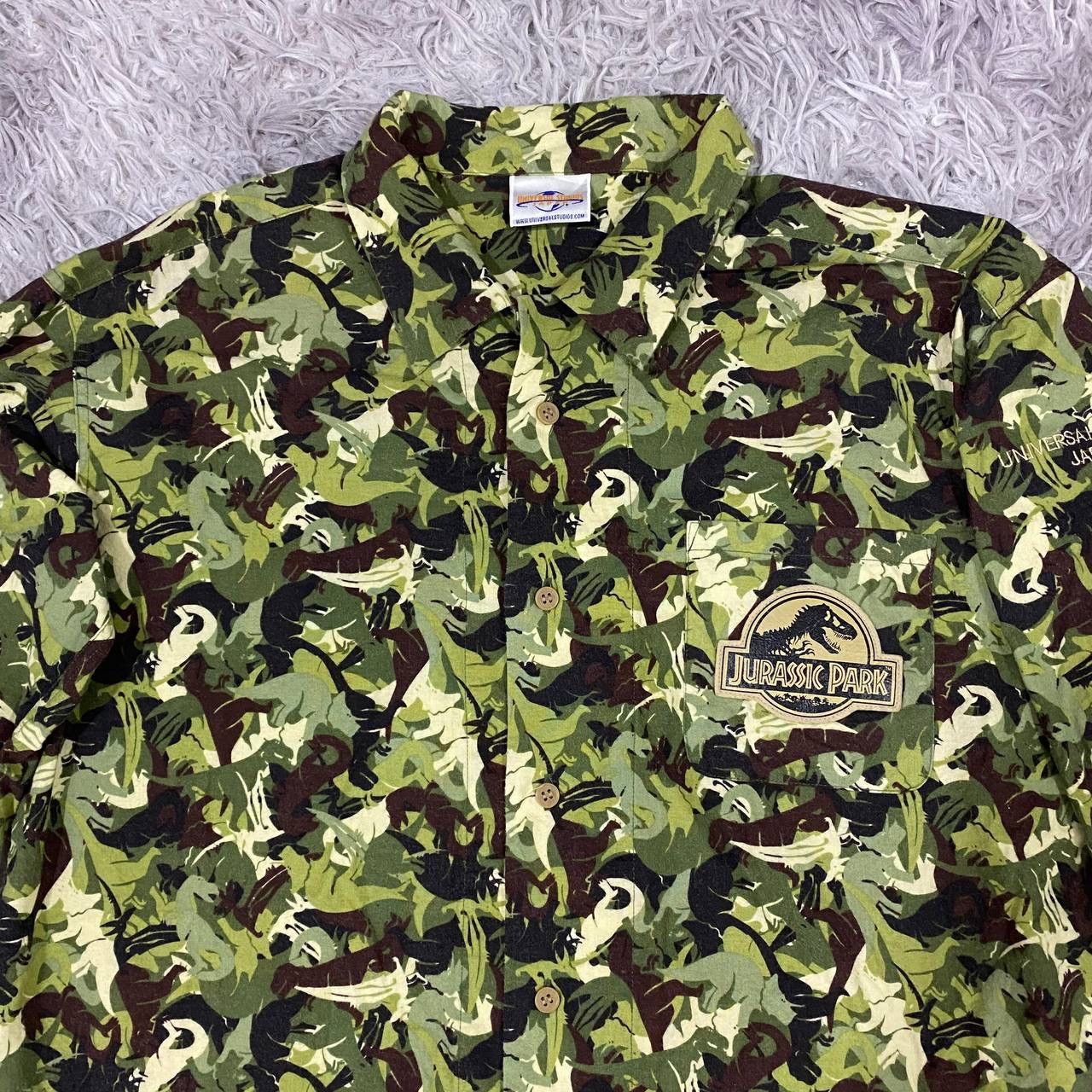 Universal Studios Vintage movie fullprint jurassic park ranger film shirt Size US M / EU 48-50 / 2 - 4 Thumbnail