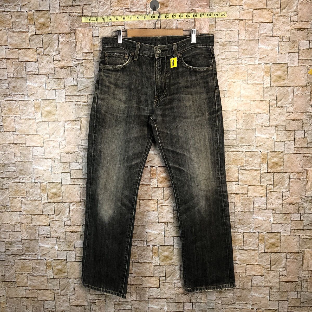 Uniqlo Faded Black Uniqlo vintage Jeans denim #A349 Size US 31 - 1 Thumbnail